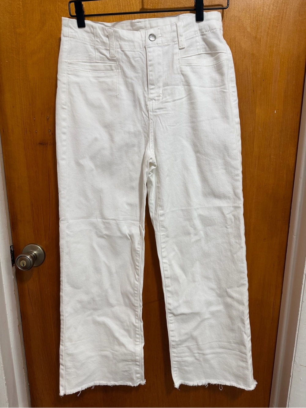 White High-Waist Straight Leg Jeans